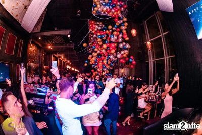 White New Year's Eve 2020 w/ DJ Ono ที่ The Club at Koi — photo 49