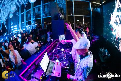 White New Year's Eve 2020 w/ DJ Ono ที่ The Club at Koi — photo 93