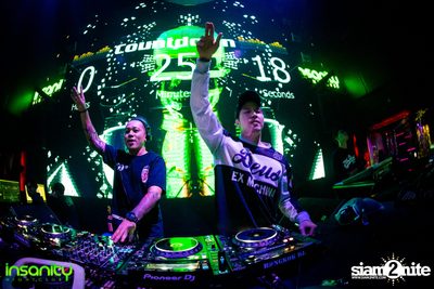 2020 NYE Countdown ที่ Insanity Nightclub — photo 23