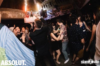 The Wolf Of Bangkok - NYE 2020 at Revolucion Cocktail — photo 52