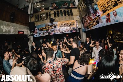 The Wolf Of Bangkok - NYE 2020 at Revolucion Cocktail — photo 57