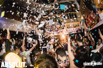 The Wolf Of Bangkok - NYE 2020 at Revolucion Cocktail — photo 64