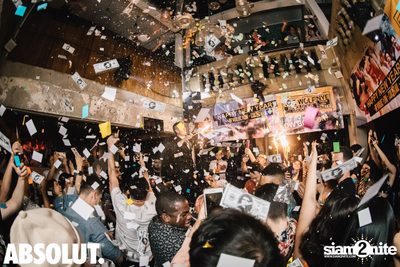 The Wolf Of Bangkok - NYE 2020 at Revolucion Cocktail — photo 65