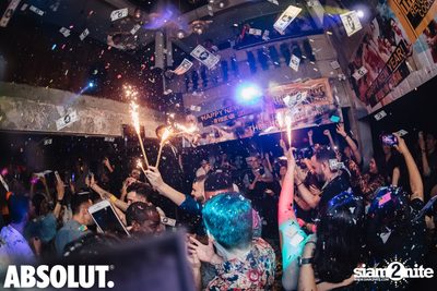 The Wolf Of Bangkok - NYE 2020 at Revolucion Cocktail — photo 71