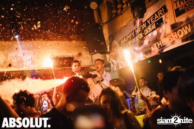 The Wolf Of Bangkok - NYE 2020 at Revolucion Cocktail — photo 141