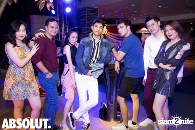 NYE Splash Countdown Pool Party at SPLASH at Aloft — photo 5
