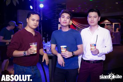 NYE Splash Countdown Pool Party at SPLASH at Aloft — photo 6