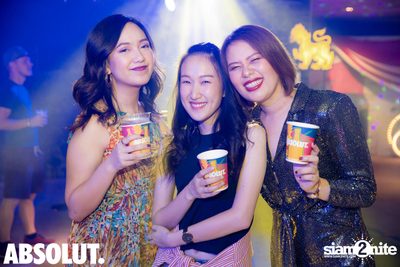 NYE Splash Countdown Pool Party at SPLASH at Aloft — photo 7