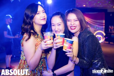 NYE Splash Countdown Pool Party at SPLASH at Aloft — photo 9