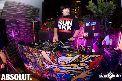 NYE Splash Countdown Pool Party at SPLASH at Aloft — photo 14