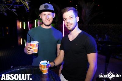 NYE Splash Countdown Pool Party at SPLASH at Aloft — photo 17