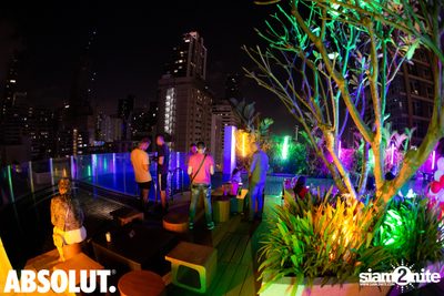 NYE Splash Countdown Pool Party at SPLASH at Aloft — photo 26