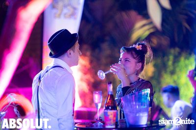 NYE Splash Countdown Pool Party at SPLASH at Aloft — photo 49