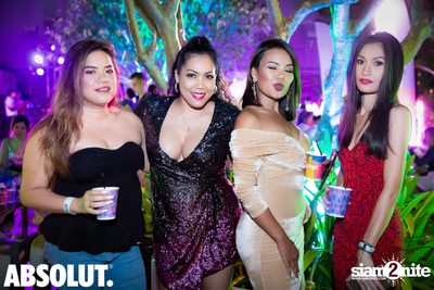 NYE Splash Countdown Pool Party at SPLASH at Aloft — photo 69