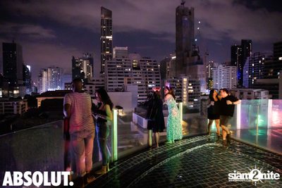 NYE Splash Countdown Pool Party at SPLASH at Aloft — photo 86