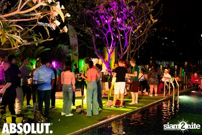 NYE Splash Countdown Pool Party at SPLASH at Aloft — photo 106