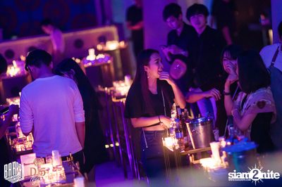 Friday Night at BARBARBAR — photo 7
