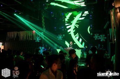 Friday Night at BARBARBAR — photo 33