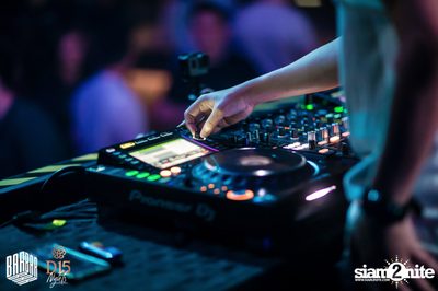 Friday Night at BARBARBAR — photo 73