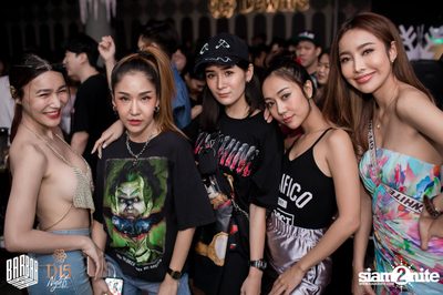 Saturday Night at BARBARBAR — photo 48