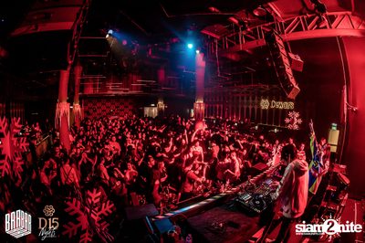 Saturday Night at BARBARBAR — photo 100