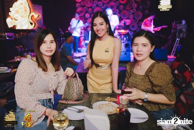 Wanyai x Monik at  Singha Pala — photo 20