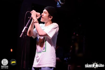 Begin x Juicy NYE 2020 x คอนเสิร์ต Meyou ที่ Begin Bar — photo 61