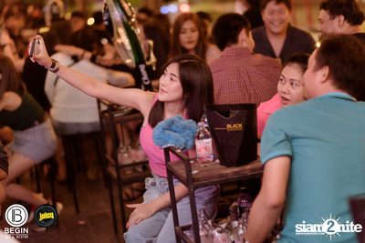 Begin x Juicy NYE 2020 x คอนเสิร์ต Meyou ที่ Begin Bar — photo 80
