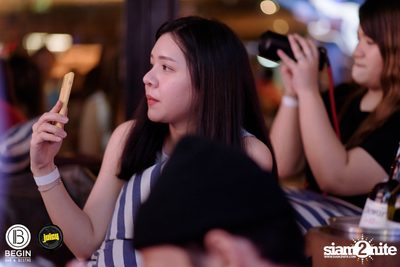 Begin x Juicy NYE 2020 x คอนเสิร์ต Meyou ที่ Begin Bar — photo 89