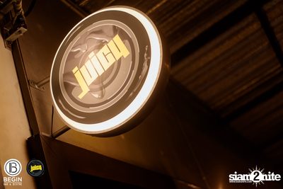 Begin x Juicy NYE 2020 x คอนเสิร์ต Meyou ที่ Begin Bar — photo 114