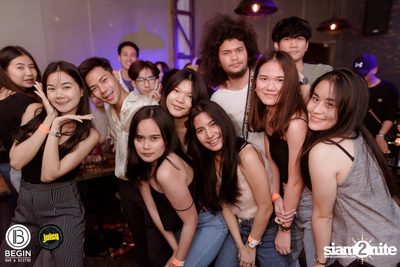Begin x Juicy NYE 2020 x คอนเสิร์ต Meyou ที่ Begin Bar — photo 118