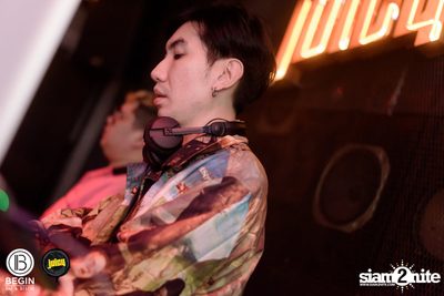 Begin x Juicy NYE 2020 x คอนเสิร์ต Meyou ที่ Begin Bar — photo 124