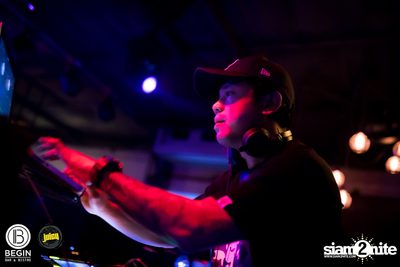 คืนวันเสาร์ที่ Begin Bar — photo 101