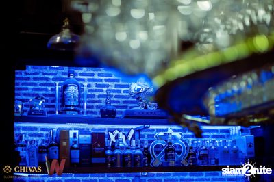 Monik x Wan Yai at Wine Bridge — photo 9