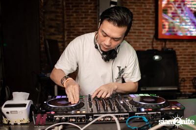 Monik x Wan Yai at Wine Bridge — photo 24
