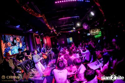 Monik x Wan Yai at Wine Bridge — photo 77