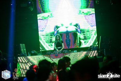 Friday Night at BARBARBAR — photo 3