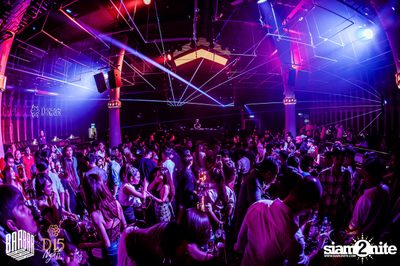 Friday Night at BARBARBAR — photo 32