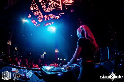 Friday Night at BARBARBAR — photo 34
