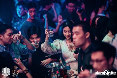 Friday Night at BARBARBAR — photo 46