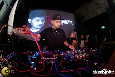 DJ Kooler (MY) | เดอะคลับ แอท คอย — photo 52