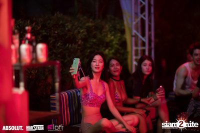 Splash Pool Party ที่ Aloft Bangkok สุขุมวิท 11 — photo 79