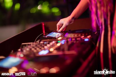 Splash Pool Party ที่ Aloft Bangkok สุขุมวิท 11 — photo 87