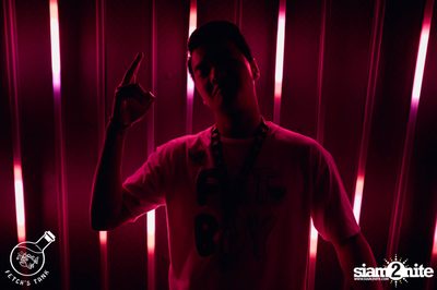 RAVE & GLOW x Mr.Bang Presents YOUNG DEK PARTY ที่ เฟตช์แทงค์ บายด็อกเตอร์เฟตช์ — photo 14