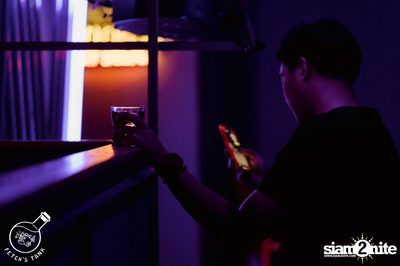 RAVE & GLOW x Mr.Bang Presents YOUNG DEK PARTY ที่ เฟตช์แทงค์ บายด็อกเตอร์เฟตช์ — photo 30