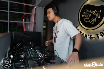 RAVE & GLOW x Mr.Bang Presents YOUNG DEK PARTY ที่ เฟตช์แทงค์ บายด็อกเตอร์เฟตช์ — photo 36