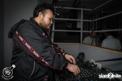 RAVE & GLOW x Mr.Bang Presents YOUNG DEK PARTY ที่ เฟตช์แทงค์ บายด็อกเตอร์เฟตช์ — photo 45