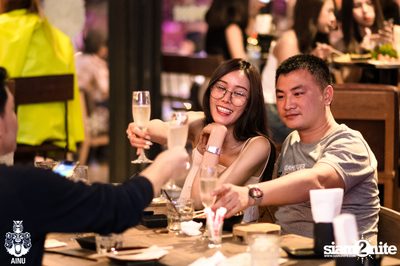 Saturday Night at Ainu Bar — photo 5