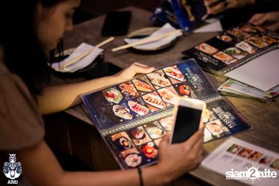Saturday Night at Ainu Bar — photo 19
