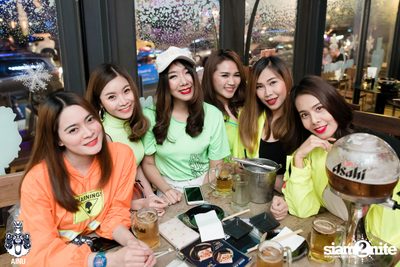 Saturday Night at Ainu Bar — photo 29